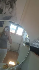 Grå t-shirt 