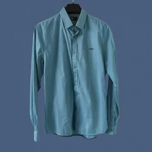 Tailored/Slim fit skjorta, L
