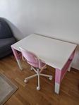 Skrivbord med stol