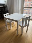Kritter barnbord + 2 stolar