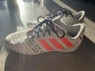 Adidas/Messi skor storlek 37 1/3