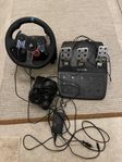 Logitech G29 ratt, pedaler och växelspak
