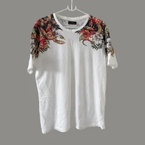 T-shirt white print, L