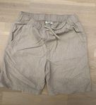 Shorts och linnebyxor