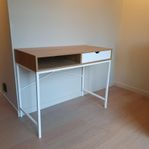 2 st fina mindre skrivbord säljes
