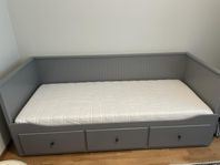 Hemnes dagbädd, grå