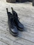 Dr Martens dam, nyskick, stl 39