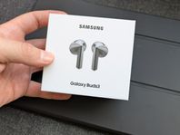 Samsung Galaxy Buds 3 hörlurar