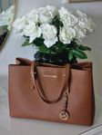 Michael Kors Jet Set Tote – Cognac/Camel, Large
