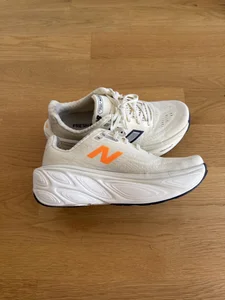 NEW BALANCE FRESH FOAM X MORE V5 - VIT