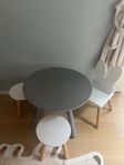 Barnbord Minitude Stol + pallar Jabadabado