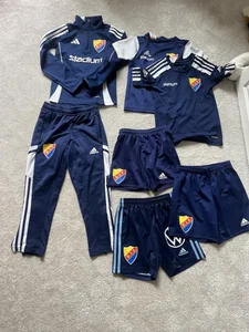 Djurgårdens IF (DIF) träningskläder strl 7-8 år