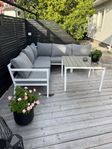 Maxime utesoffa med bord