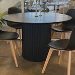 Runt matbord 120 cm - svart
