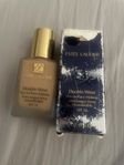 Estee lauder foundation 