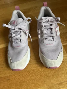 New Balance sneakers 