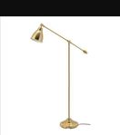 Fin golvlampa i mässing 