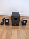 Logitech stereo högtalare med tillhörande subwoofer 