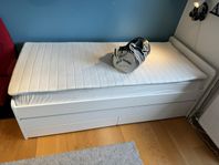 IKEA Släkt sängstomme med extrabädd och förvaring