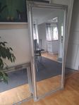 2 st stora speglar med silverram fasettslipning
