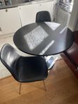 Round Table and 4 chairs