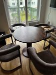 köksbord och köksstolar