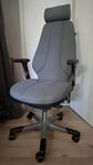 Ergonomisk kontorsstol i märket RH