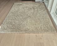 Exklusiv handknuten matta 200×300 i tidlös elegans.