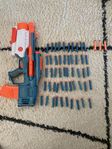 Stor Nerf pistol med 50 skott