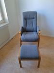 Fåtölj Rune +fotpall tyg Austin grå