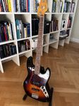 Squier Jazz Bass