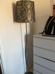 lampa på fot 