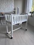 BedSide Crib inkl NY madrass & NY lakan.