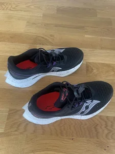 Saucony endorphin speed 4