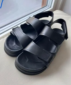Arket sandaler 39