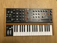 Behringer Poly D