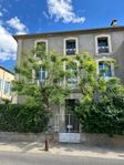 Byhus m. trädgård i mysig by utanför Beziers, Languedoc 