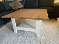Stadigt soffbord med ek-skiva 