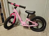 springcykel/balanscykel specialized hotwalk 12tum