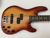 Fender Zone bass