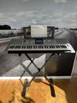 Keyboard Yamaha PSR E323