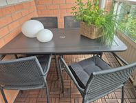 Bord Ikea Viholmen och Jysk stolar 