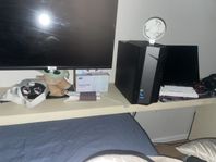 Säljer nu detta bord från från IKEA, säljs ej längre i 
