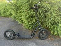Stiga Air Scooter större sparkcykel