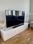 Tv-bänk ”bestå” 
