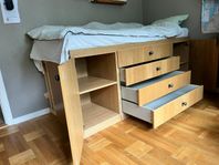 GRATIS säng och förvaring 90 cm