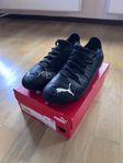 Fotbollsskor Puma fg/ag storlek 37,5
