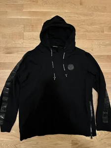 Balmain Svart hoodie XL i Toppskick!