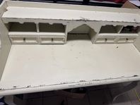 skrivbord i gammal stil säljes