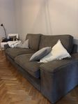 Bekväm 3-Sittssoffa skänkes